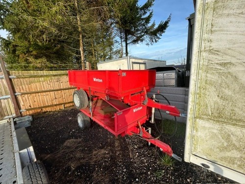 Compact tipping trailer 5 - compact,