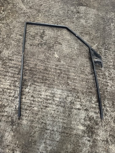 Discovery door frame - discovery,