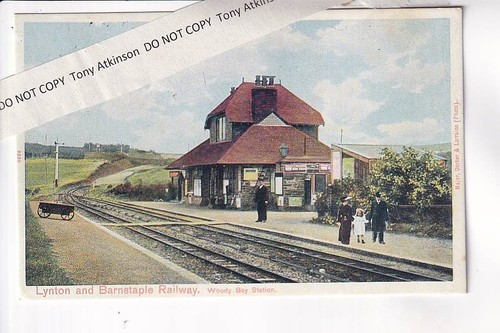 Woody bay railway station - station,