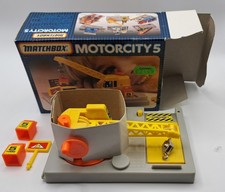 Vintage 1980s Matchbox Motorcity 5 Crane Vintage Unplayed With Complete With Box