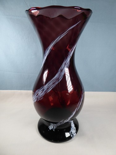 Vintage purple white glass - vintage, purple/white