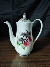 Queen Anne Pink & Black