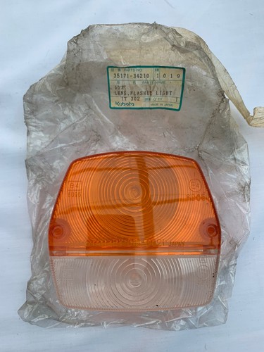 Kubota tractor flasher lens - tractor,