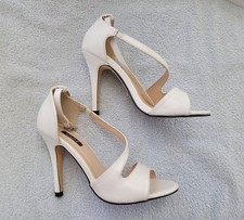 White Quiz Stiletto Shoes Size 5 Very Good Condition with Original Box
