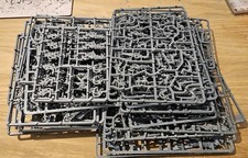 Warhammer 40k Tyranid Sprues Job Lot - Mix of Warriors, Gaunts, Carnifex + More