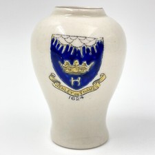 VINTAGE GRIFFIN CRESTED CHINA MINIATURE MODEL OF VASE - HENLEY ON THAMES CREST