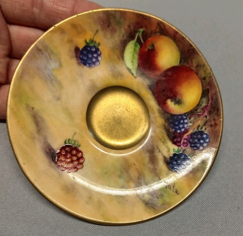 Royal worcester hand - royal, painted