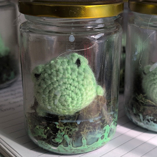 Crocheted frog jar - crocheted,