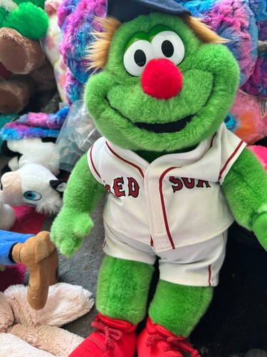 Build bear wally the green - a,