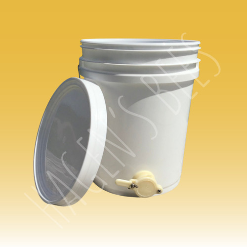 Plastic 20l white bucket - plastic,