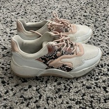 Claudia Chizzani Trainers in