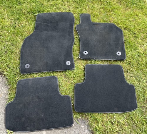 Audi 2023 carpet floor - a3,