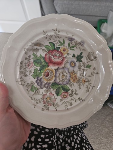 Royal doulton floral plate - royal,