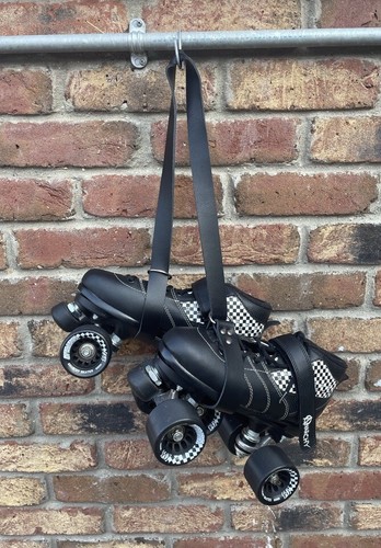 Leather roller skate leash - leather,