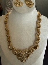 Vintage Trifari 1980s Filigree
