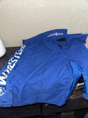 Men clinch gear wrestling - men’s,