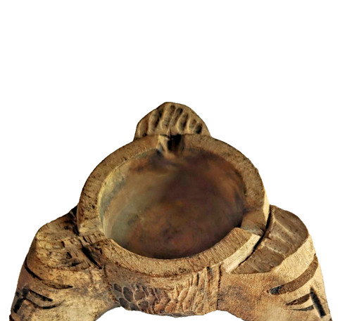 Old ashtrays made wood - ashtrays, of