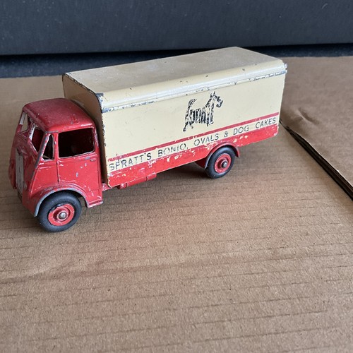 Dinky 917 guy - dinky, van/lorry