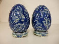 Pair Victorian Ware, Ironstone Ostrich Egg Size Ornaments On  A Fixed Base #DT