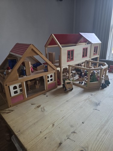 Very large dolls house with - large,