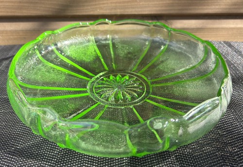 Vintage 1930s art deco green - 1930s,