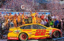 2015 8X10 NASCAR PHOTO DAYTONA