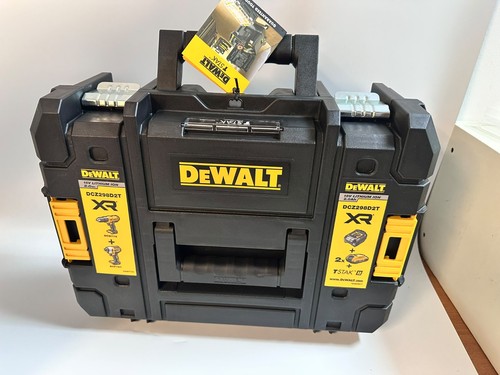 Sealed dewalt combi drill - dewalt,