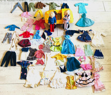 VINTAGE 1960/70s  SINDY  DOLLS