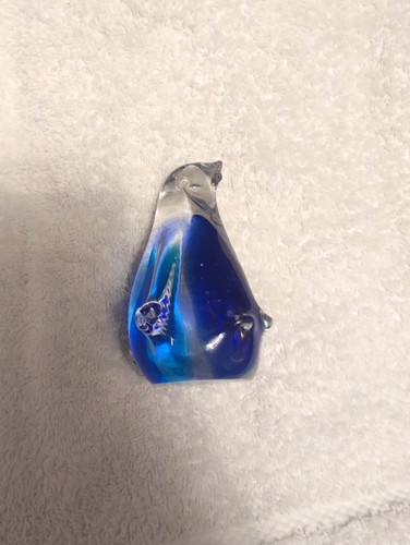 Lovely handblown glass penguin - lovely,