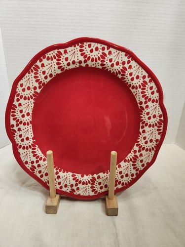 Pioneer woman betsy - woman, red"