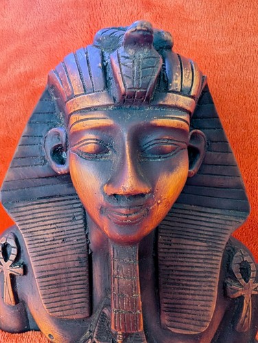 Tutankhamun king tut - tut, wooden