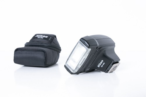 Nikon 400 speedlight - nikon,
