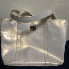 Harrods Hello Kitty & Harrods