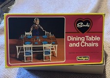 Sindy Dining Table Chairs -