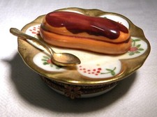 LIMOGES  P V PARRY  VIEILLE    TRINKET / PILL BOX   CHOCOLATE ECLAIR CAKE