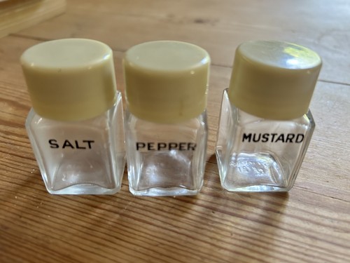 Vintage sirram picnic salt - vintage,