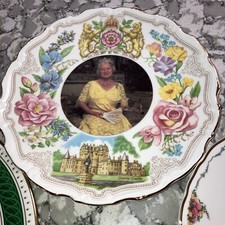 3 Plates Commemorating Elizabeth Queen Mother Elizabeth Of Glamis