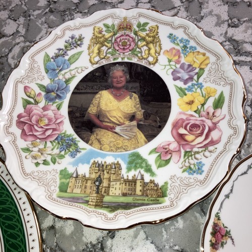 Plates commemorating - 3,