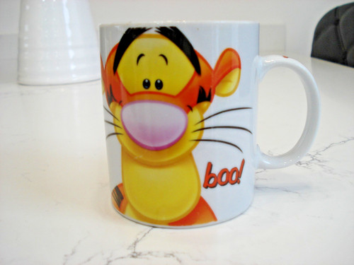 Disney peek boo tigger mug - tigger,