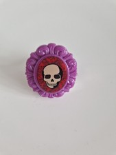  NWTRare Tarina Tarantino Victorian Skull Lip gloss ring