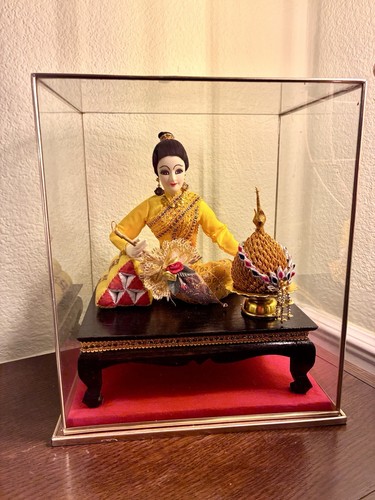 Beautiful vintage handmade - a,