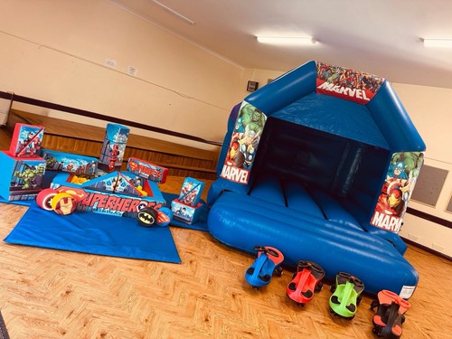 Bouncy castle business for - castle,