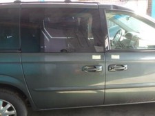 Chrysler Voyager LEFT NEAR
