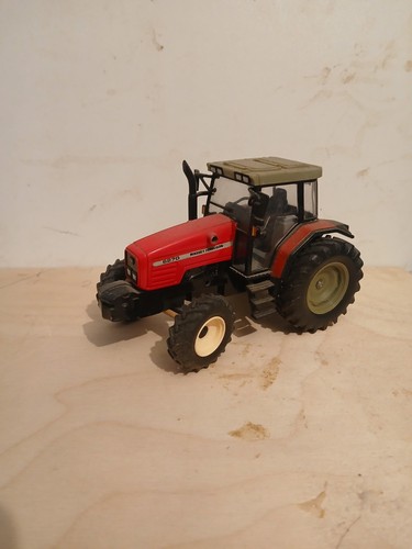 Britains farm toys spares - britains,