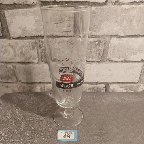 Stella artois black pilsner - black,