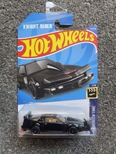 Hot Wheels Knight Rider Kitt Super Pursuit Mode K.I.T.T 1:64 Scale Long Card