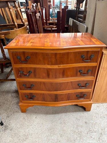 Bow front chest - x, 4
