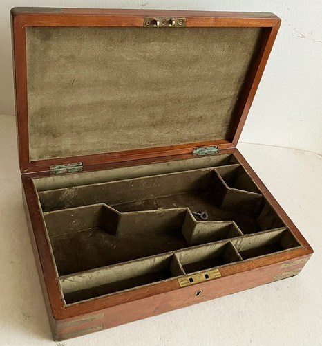 Antique case takes - takes, colt