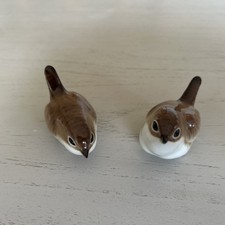 Vintage Ceramic Jenny Wren Bird Figurines x 2