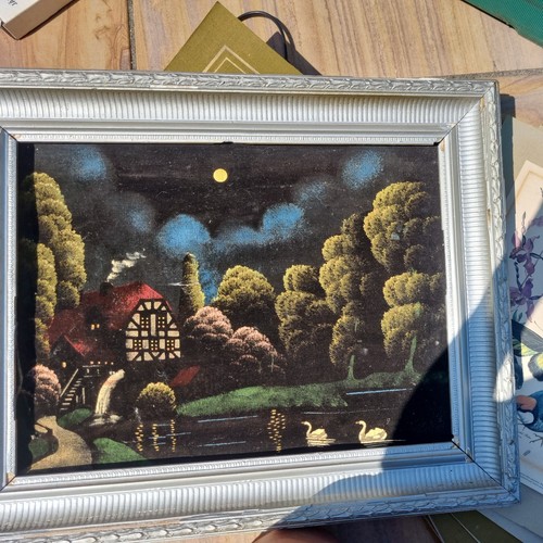 Black velvet painting - black,